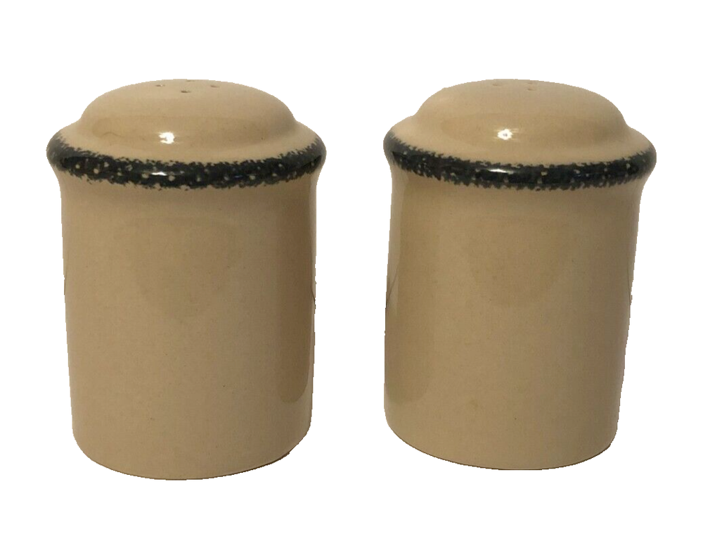 Ceramic Salt and Pepper Shakers Snowman Winter