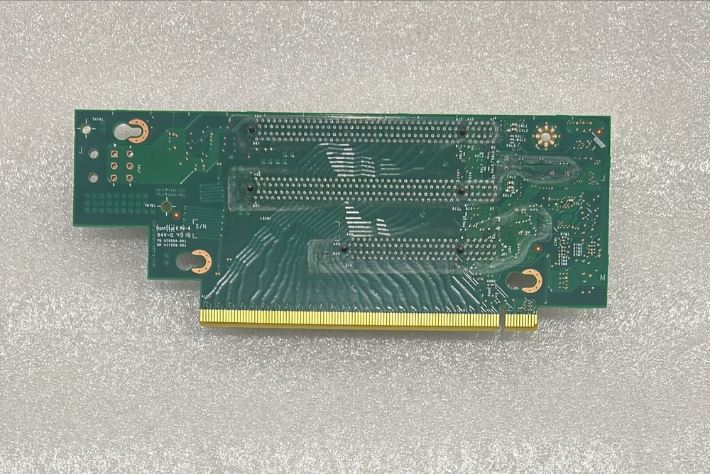 Intel A2UL8RISER2 2U Riser Spare NEW PULL