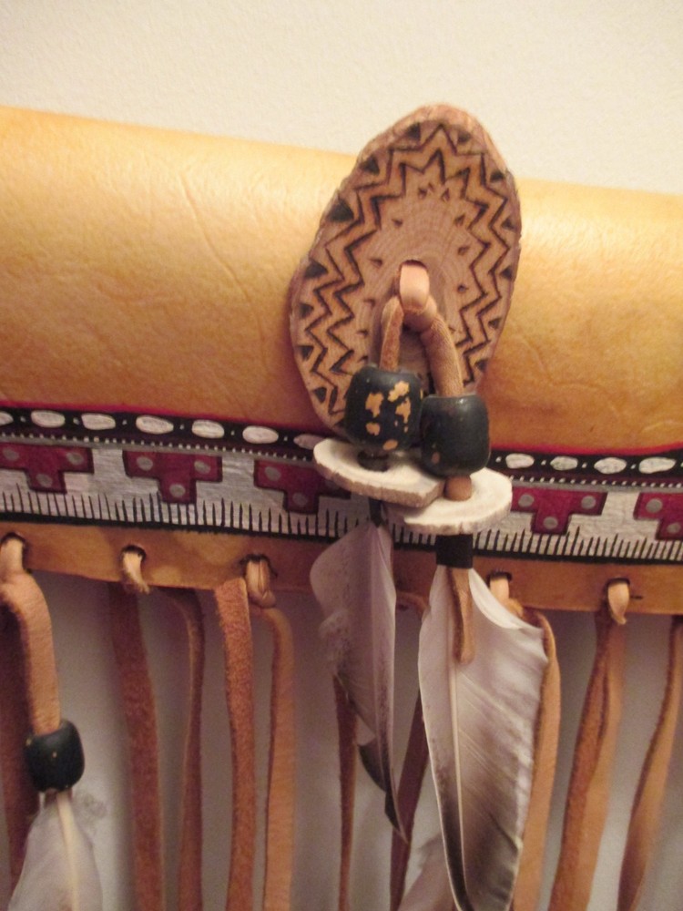 NATIVE AMERICAN BOW & QUIVER