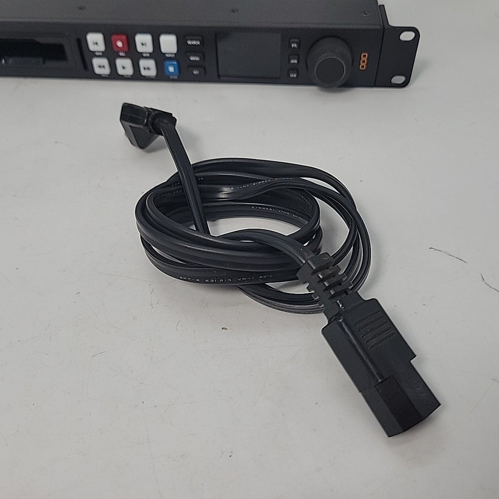 Blackmagic Design HyperDeck Studio 4K Pro - Black