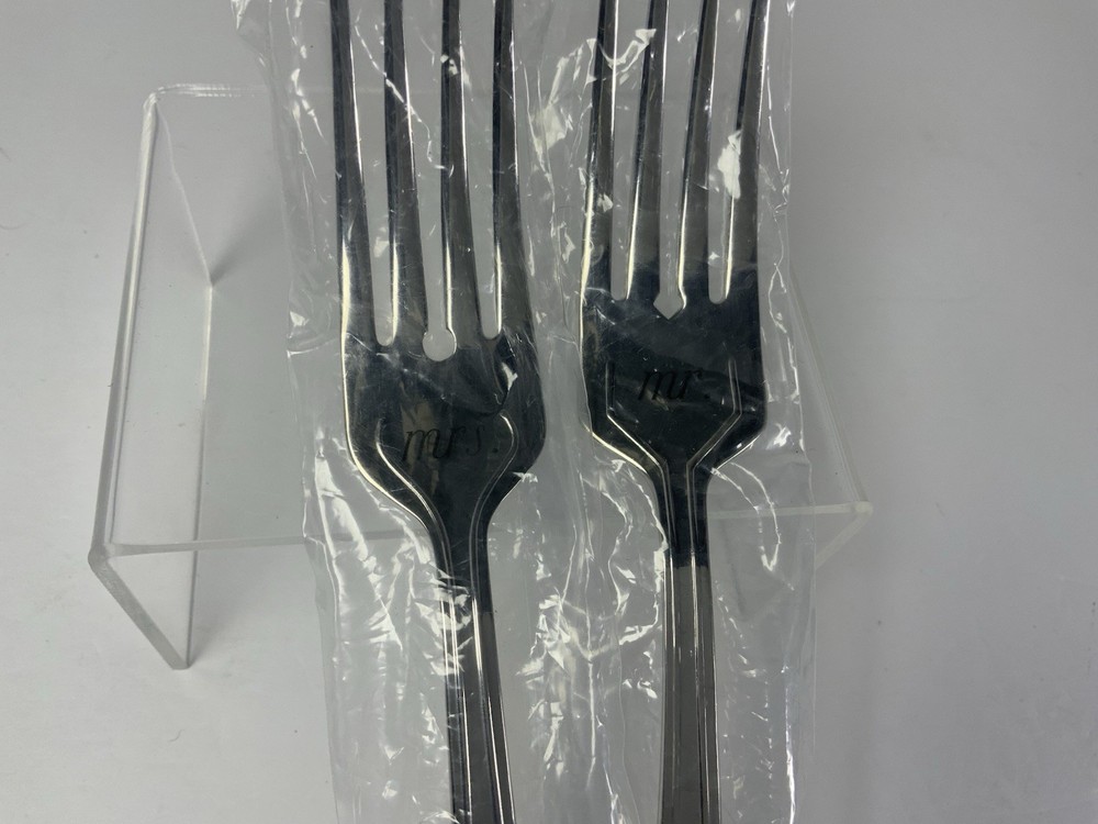 Weddingstar Mr & Mrs Wedding Reception Cake Fork Set