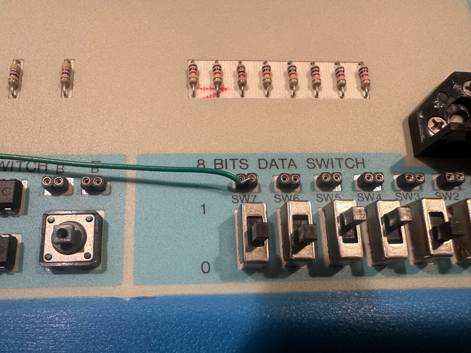 K&H Digital Logic Lab IDL-800 Function Generator Digital Electronics Trainer