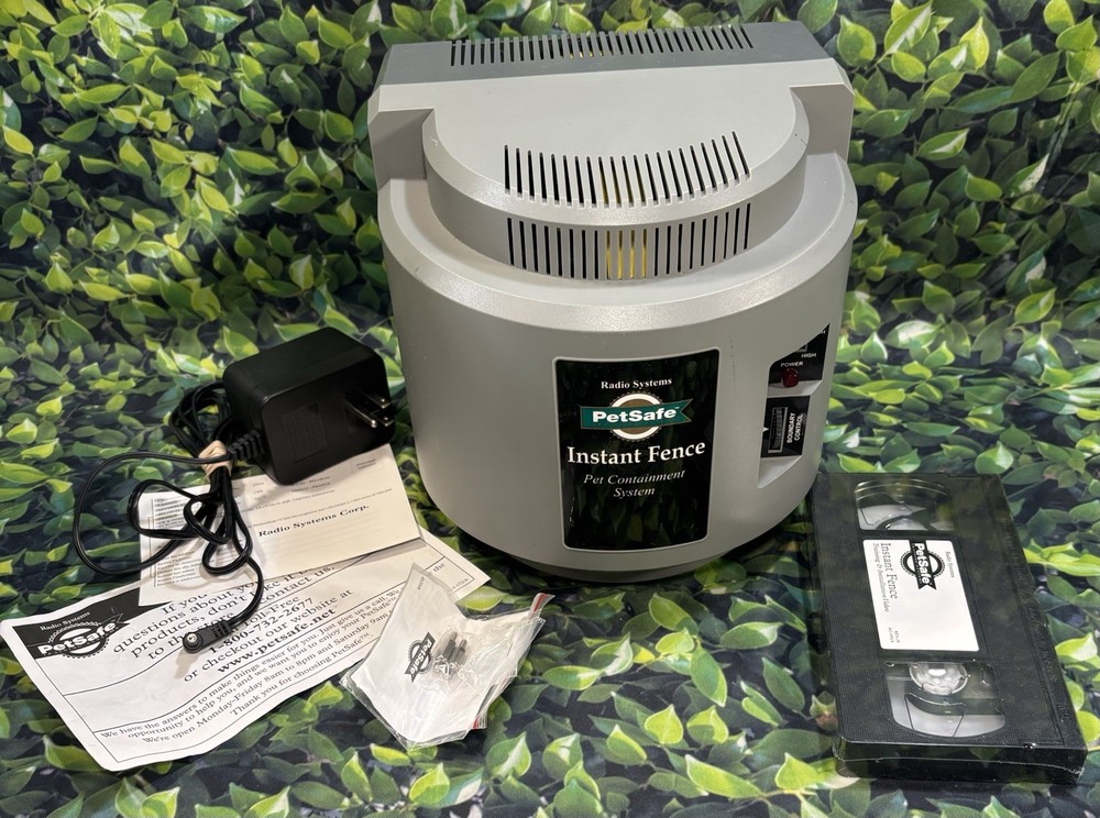 PetSafe Wireless Pet Containment System|Transmitter Unit Only| – PIF-300 – 🐕