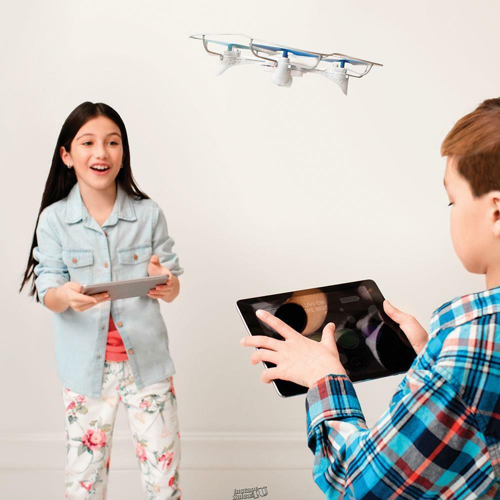 Hammacher Fly and Learn Drone quadcopter’s self-stabilizing LUMI