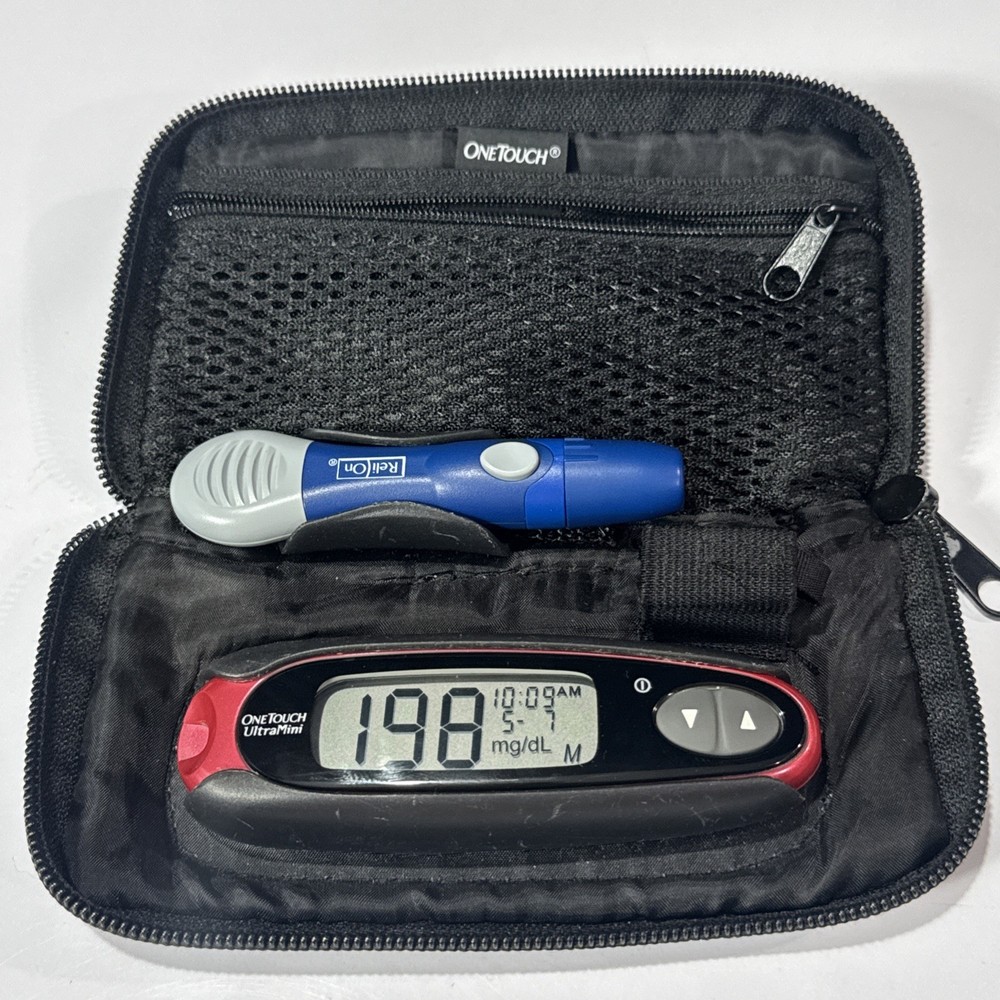 OneTouch UltraMini Glucose Meter Kit w/ Case & Lancing Device Used