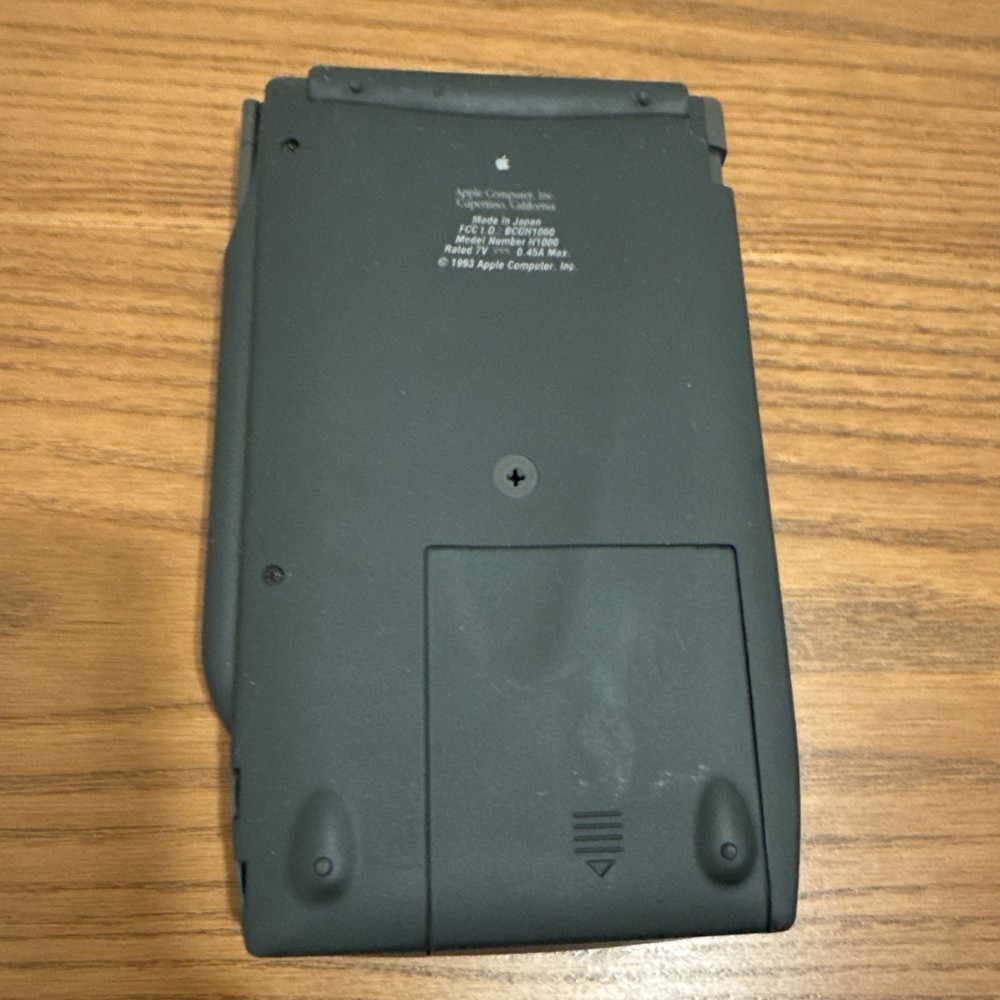 Apple Newton MessagePad H1000 + Modem, Stylus & Case – untested