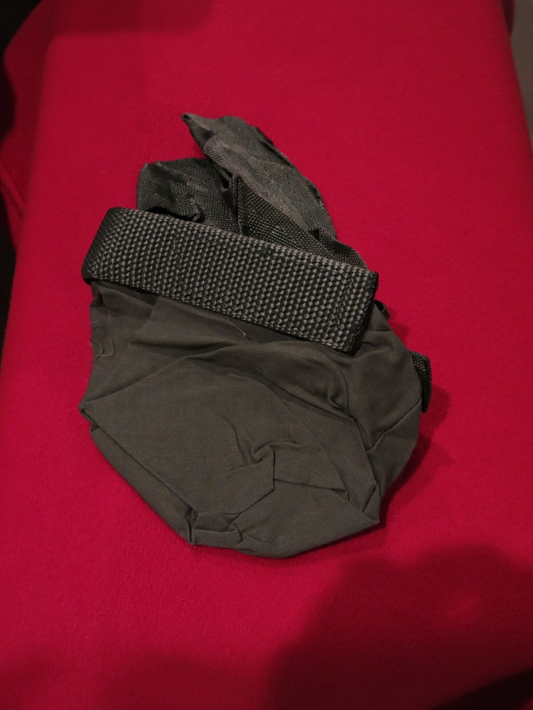 Surplus Submachine gun Ammo Pouch With Strap Cheep Price Must See