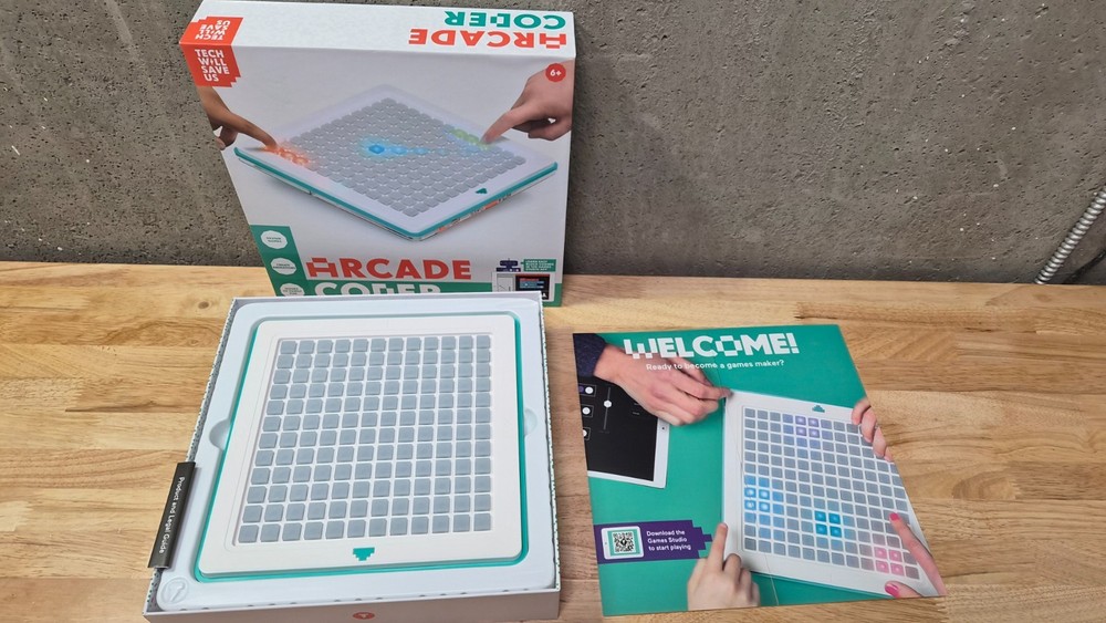 Tech Will Save Us - Arcade Coder Game