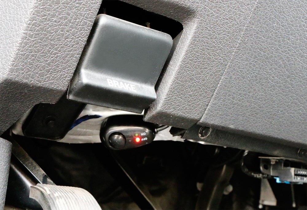 New Water Drop Shape 12V Push Button Switch With Red/Green LED Indicator Lights