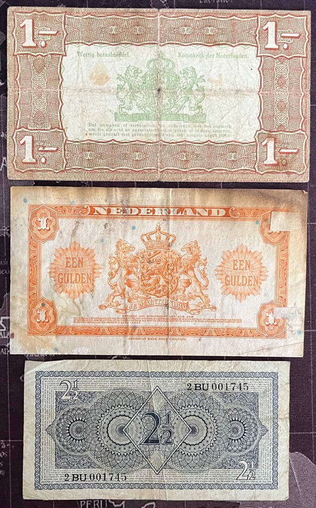 NETHERLANDS 3 NOTES ... BARGAIN PRICED! $14.99