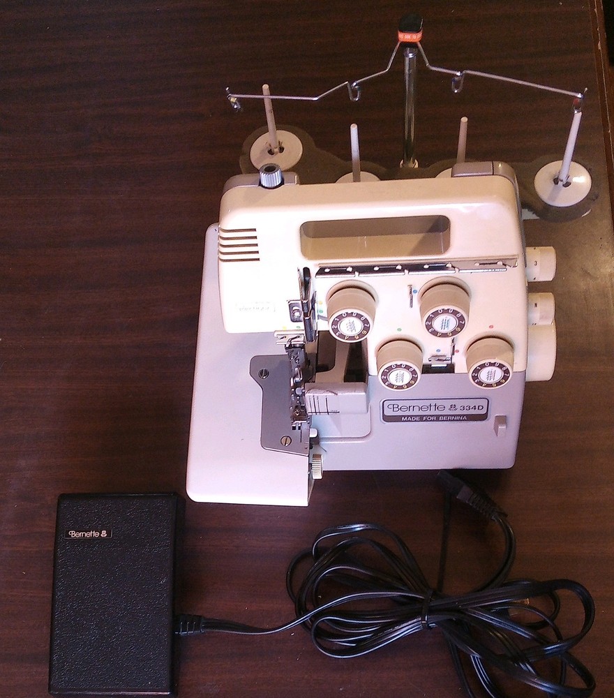 Bernina Bernette 334D Serger Overlock Electronic Sewing Machine *TESTED & WORKS*