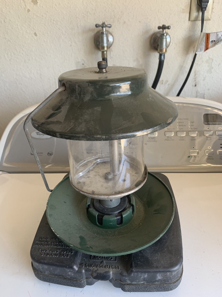 Vintage Coleman Lantern Model 288 with Carry Case, Dated 3/98 !!!