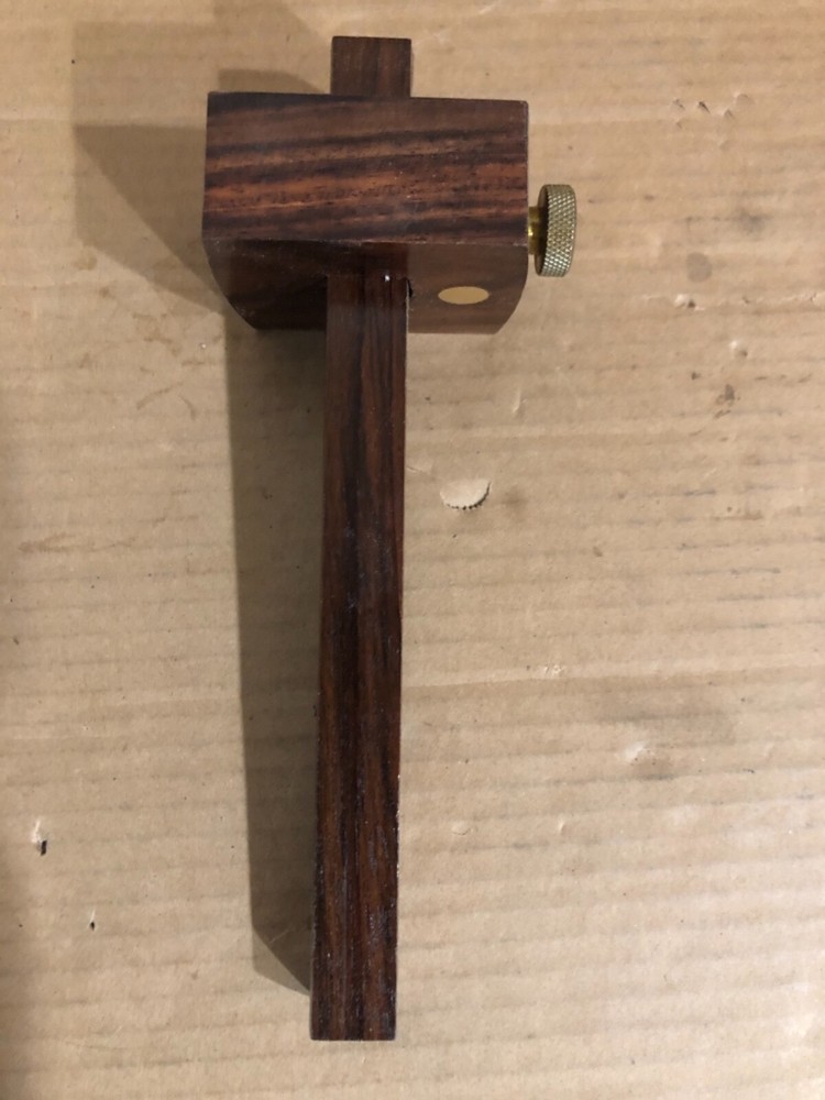 Crown Tools, Walnut & Brass Scribe Mortise Marking Gauge. England.
