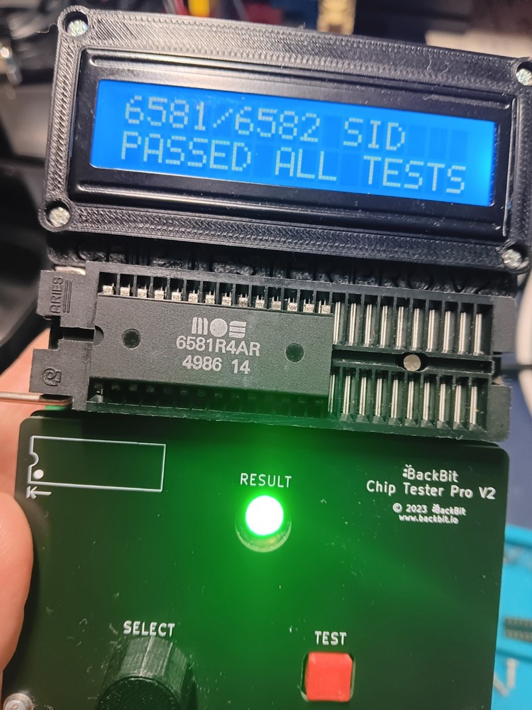 TESTED and WORKING Commodore 64 6581R4AR SID Chip
