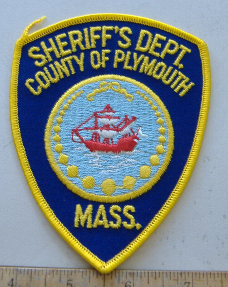 PLYMOUTH COUNTY SHERIFF    MASSACHUSETTS    FABRIC   PATCH