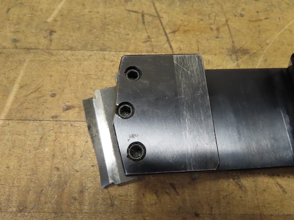 Aloris CXA-8 quick change threading tool holder