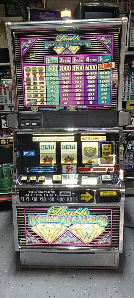 IGT S2000 DOUBLE DOUBLE DIAMOND 5 COIN SLOT MACHINE