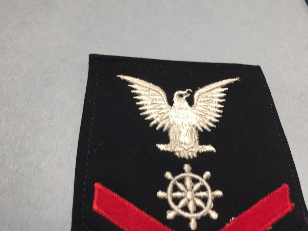 US Navy - Quartermaster Rate 3rd class Patch (Male size) Eagle facing Right