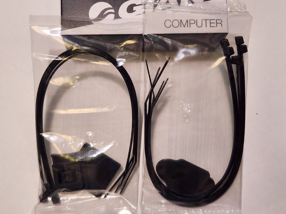 Giant Brand Axact 5 Cycle Computer Speed, Trip Distance, Odometer, Clock