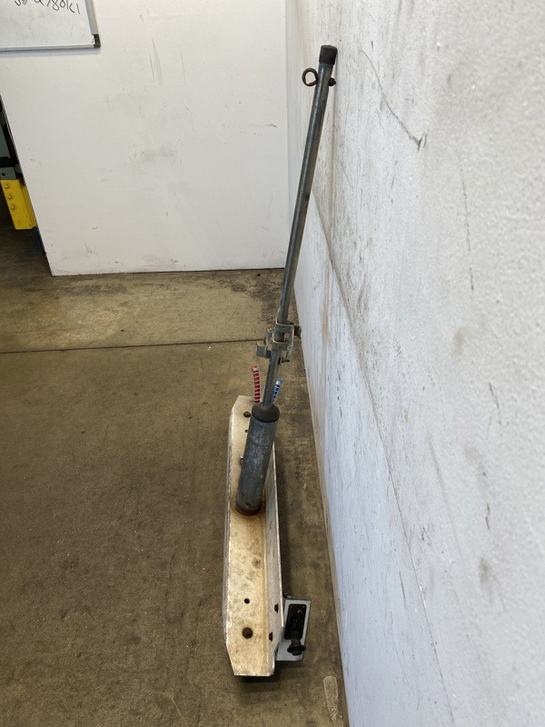 2011 Peterbilt 386 Pogo Stick (839-10016)