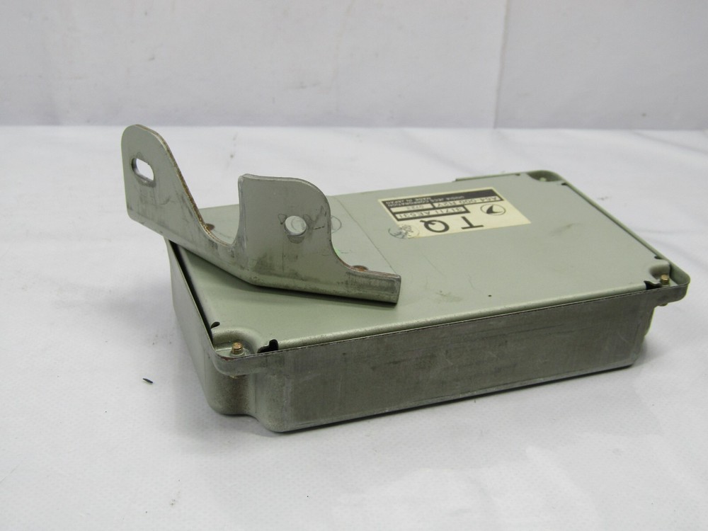 2000-2001 Subaru Impreza TCM Transmission Control Module Computer 31711AE531