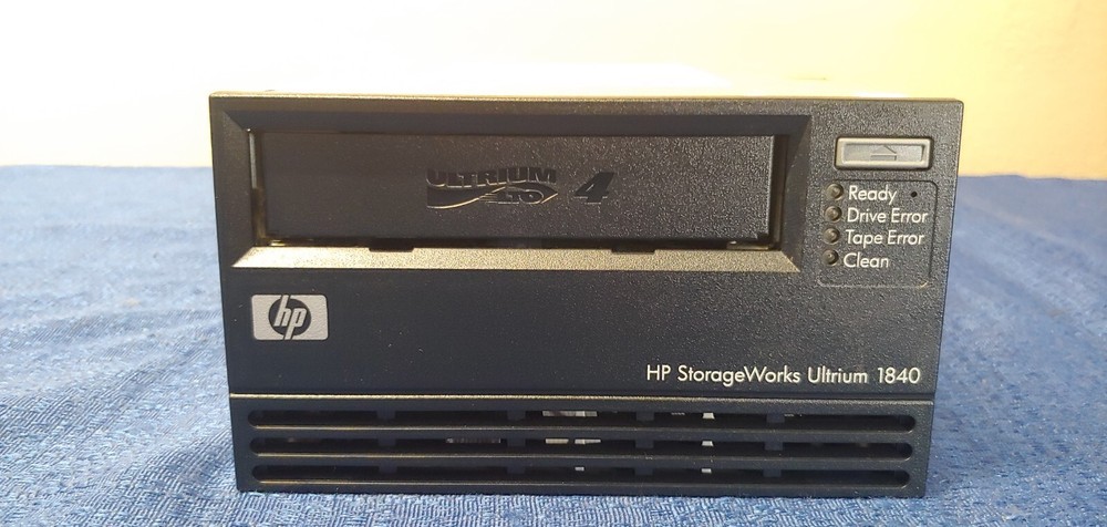 HP StorageWorks Ultrium 1840 Tape Drive EH853A