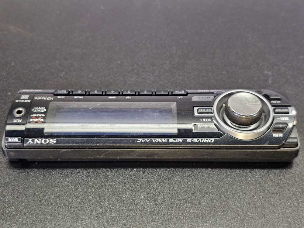 SONY CDX-GT520 CAR FACEPLATE Face