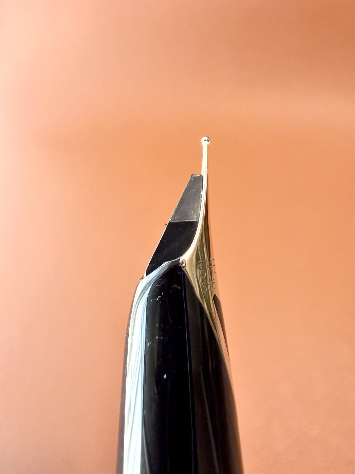 Sheaffer Imperial 440 Gold Electroplated Fountain Pen 14K Inlaid Nib Vintage