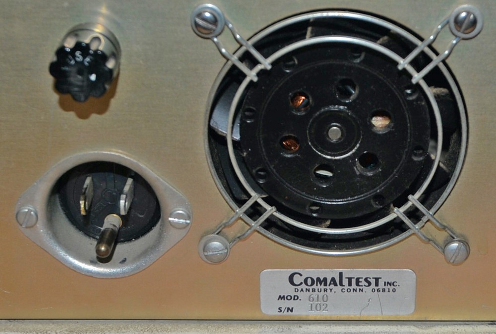 1970s Comaltest Model 610S Generator - Designed to test MOS Circuits