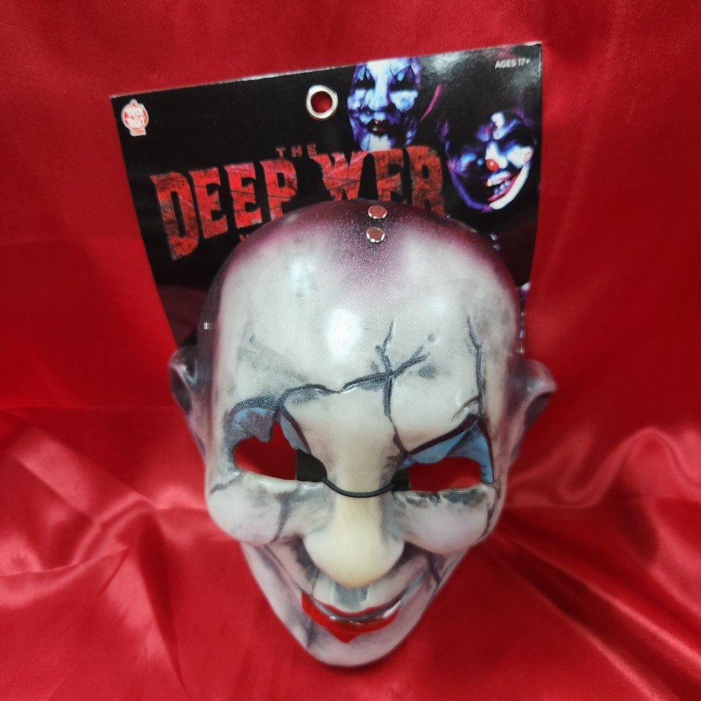 The Deep Web: Murdershow -Doxy -Plastic Injection Mask - Trick or Treat Studios