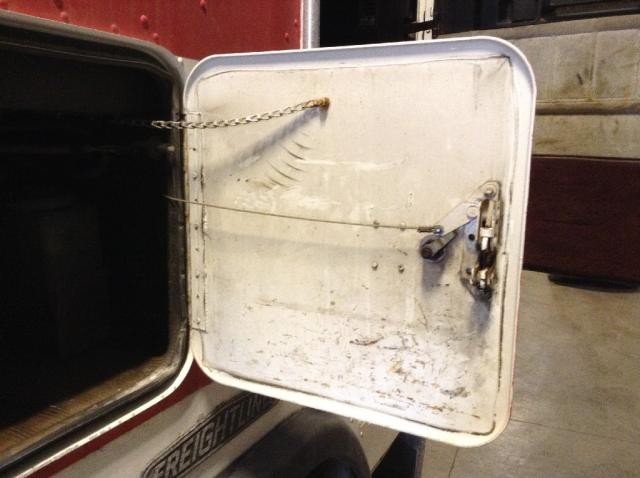 Freightliner FLB Right/Passenger Sleeper Door - Used