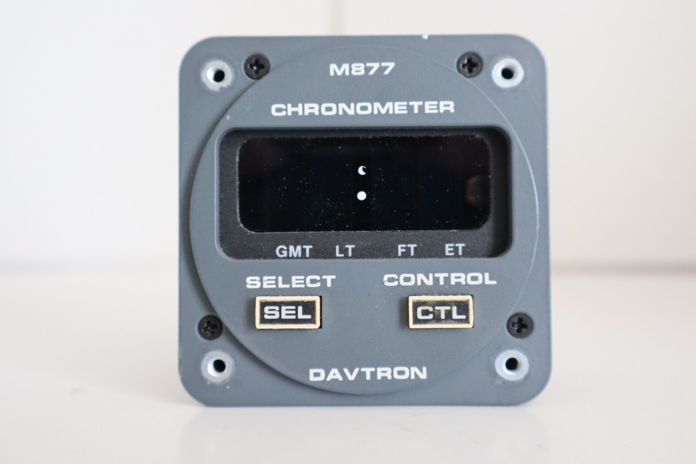 Davtron M877 (M877A-5V) Digital Clock Chronometer Indicator - Removed Working