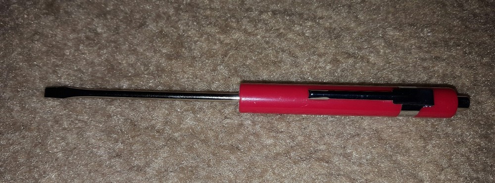 10 Snap on tools screwdrivers per order . red pocket screwdriver . magnet ends