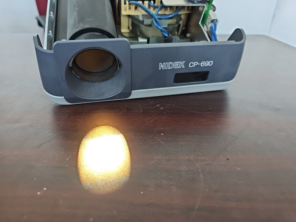NIDEK CP-690 Automated Chart Projector UNTESTED/POWERS ON (PLS READ DESCRIPTION)
