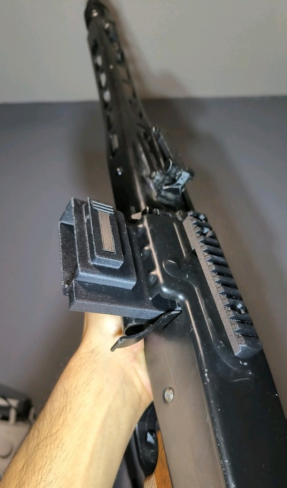 Airsoft MG42 Adapter For M4 Mags