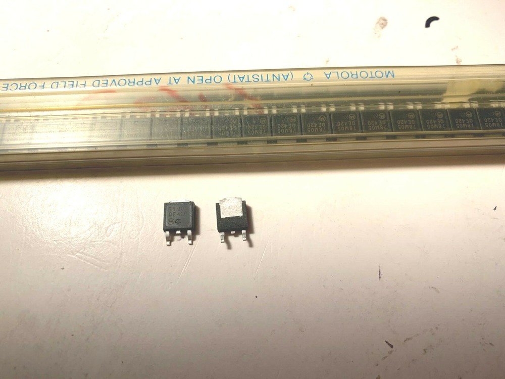 78M05-Motorola, TO-252, Linear Voltage Regulators 5.0V 0.5A .