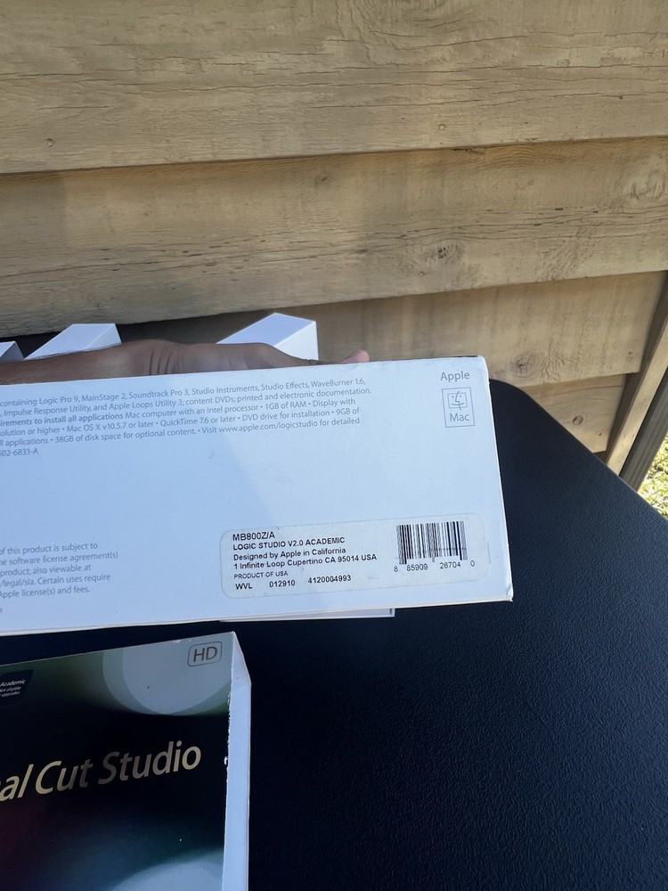 Apple Studio Version 2 + Version 2.1 + Final Cut Studio academic Set Of 3