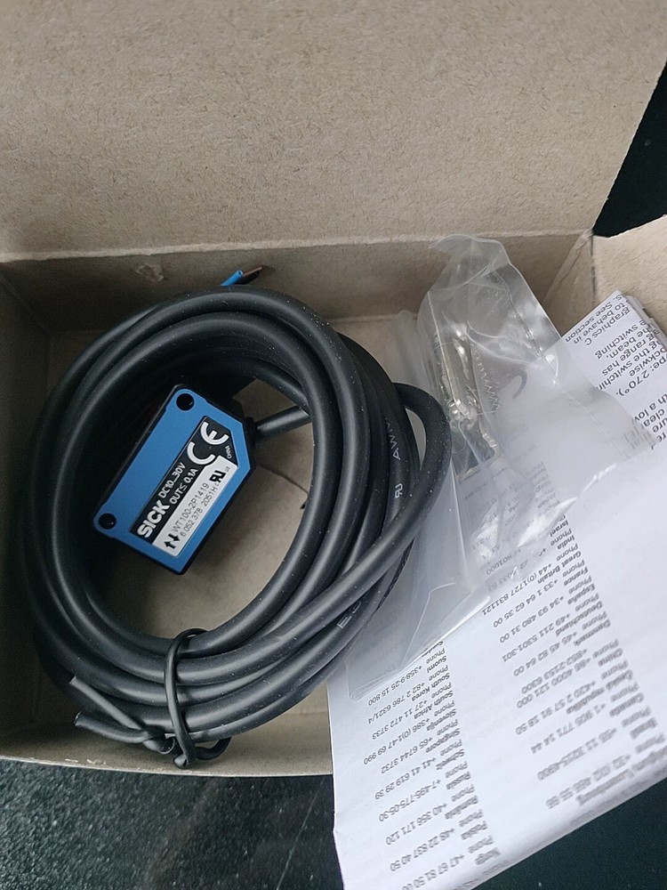 SICK WT100-2P1419 6052378 Photoelectric Sensor