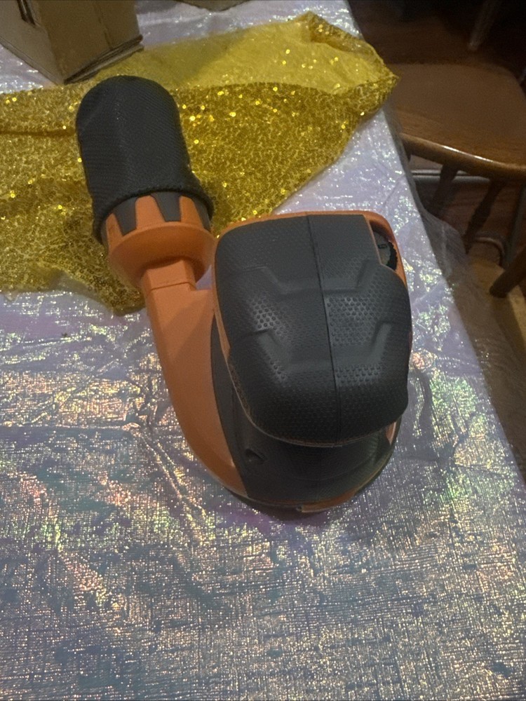 RIDGID CORDLESS ORBIT SANDER R8606 (PSO037260)