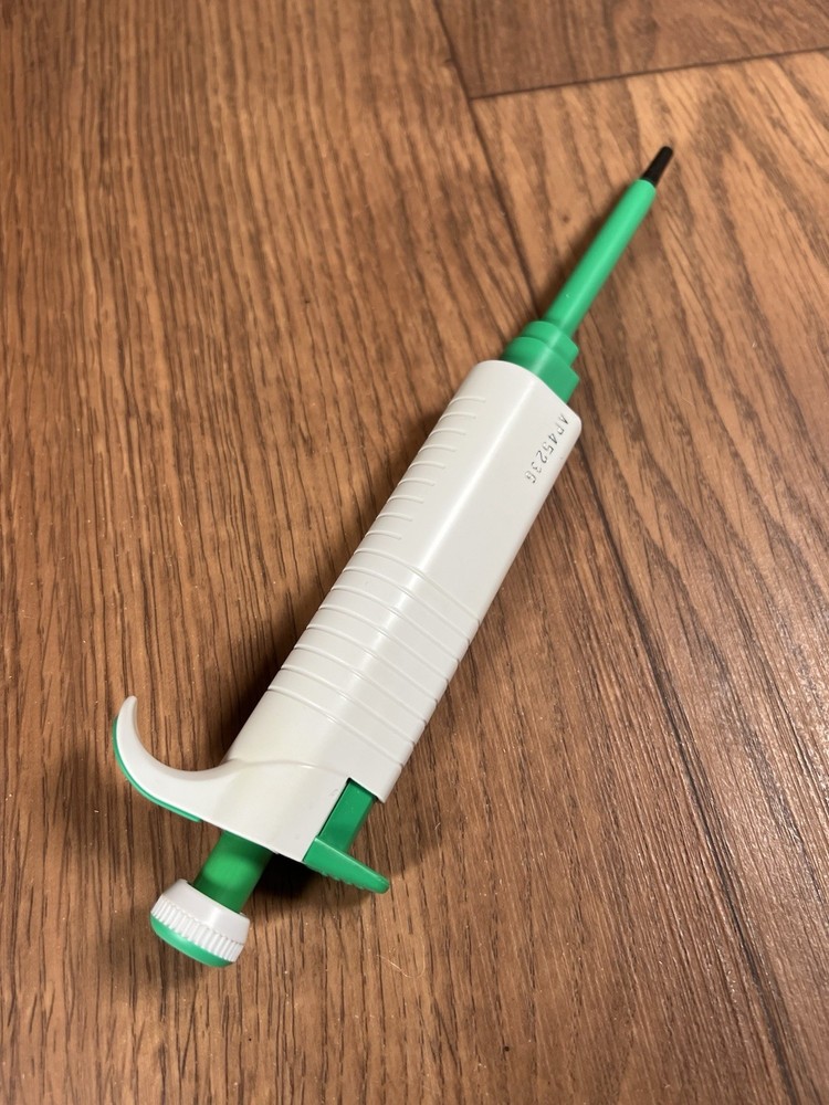 BioRad Adjustable Volume Micropipetor, 2-20μl