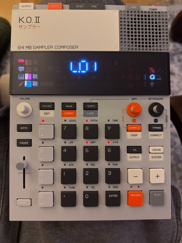 Teenage Engineering EP-133 KO II Sampler & Sequencer, 16 Pads, Loop Effect, TRS