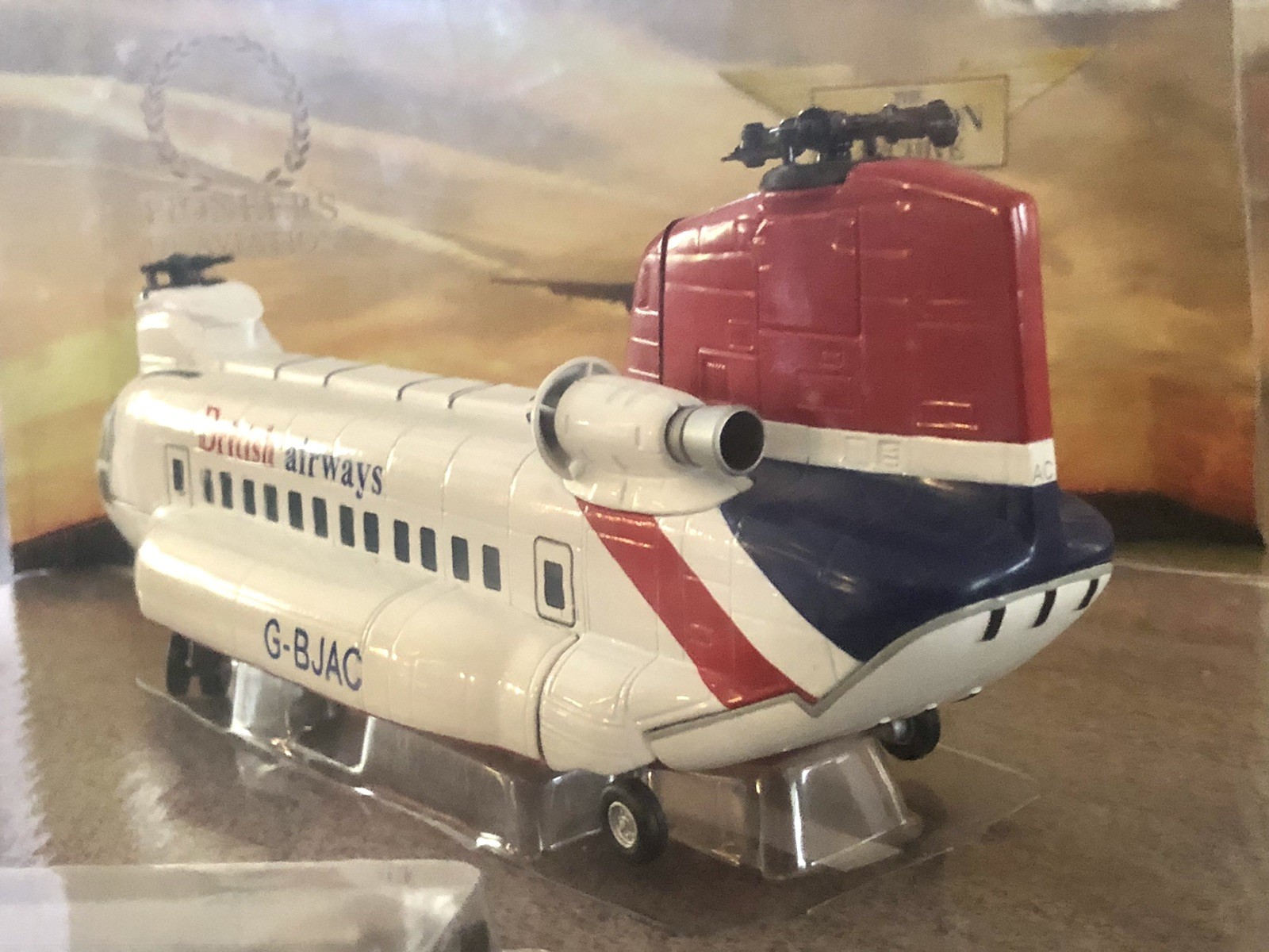 Corgi AA34207 Boeing-Vertol BV-234L Chinook British Airways Helicopters 1982