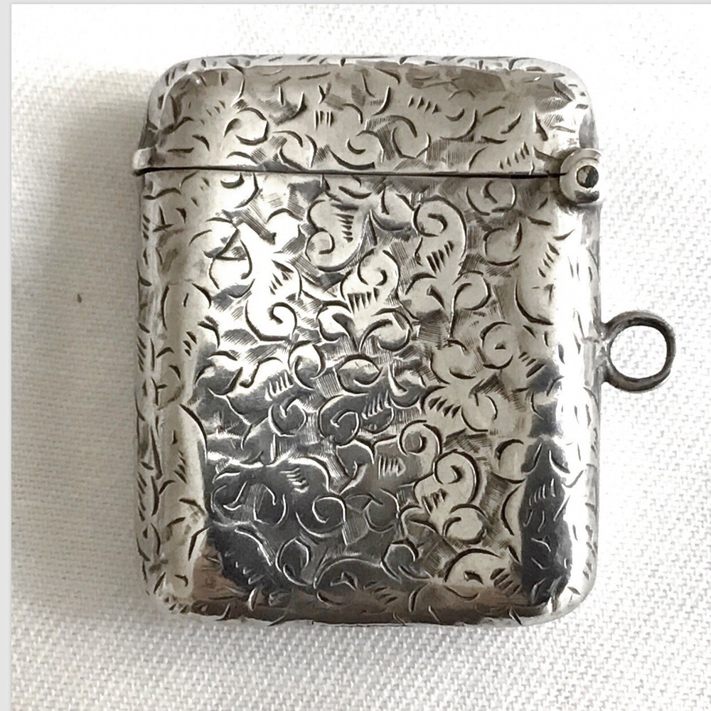 1898 Victorian Solid Silver Vesta Case Hallmarked Deakin & Francis Ltd.
