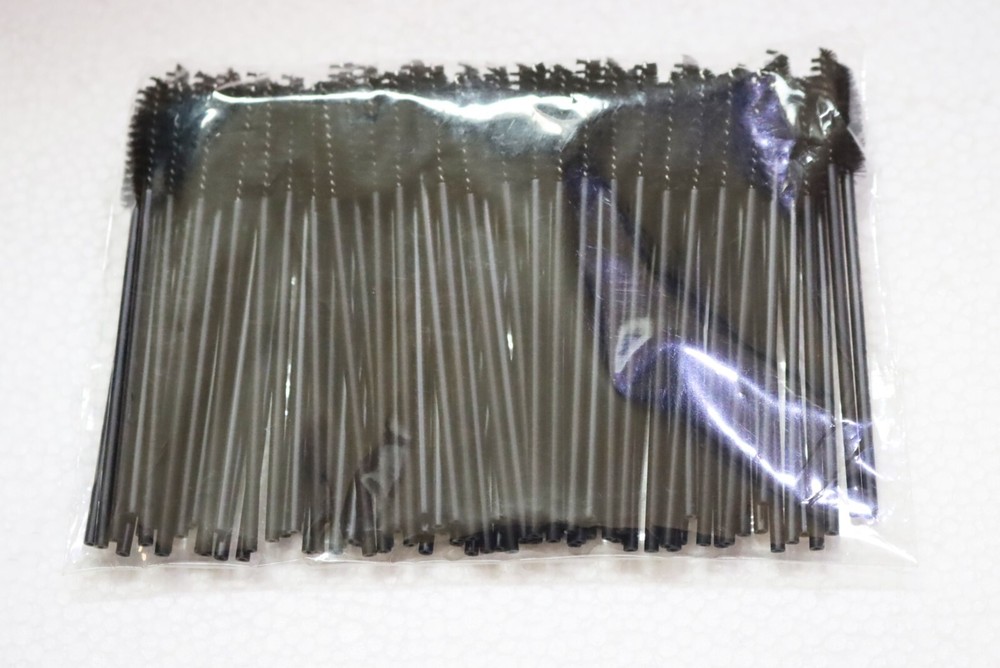 100Pcs Eyelash Extension Makeup Tool Eyelash Brush Eyebrow Brush Micro Brus