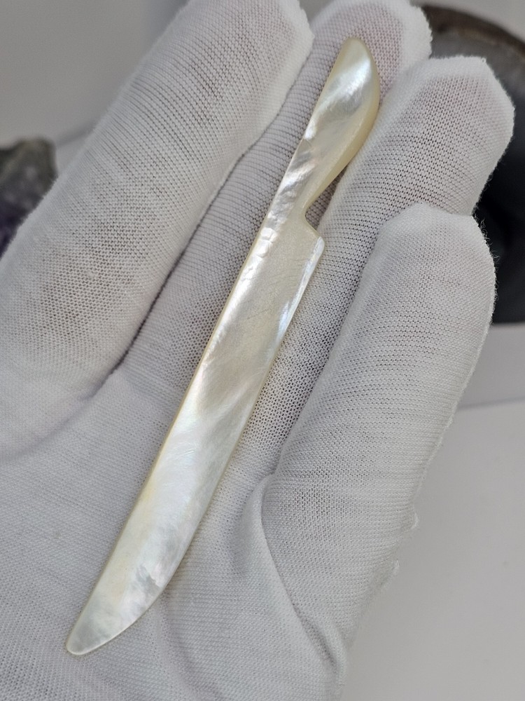 Vintage Hand Carved MOP Mini Knife