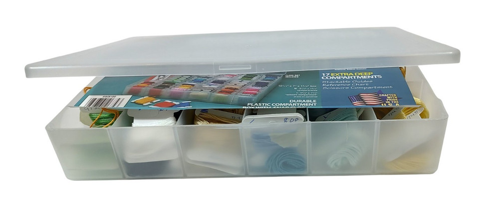 Floss and Needlecraft Organizer With 17 Extra Deep Compartments
