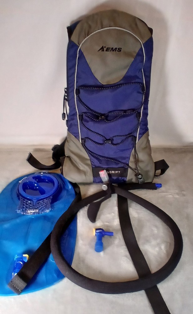 EMS Eastern Mountain Sports Hydration Backpack with 2L Bladder Insulated