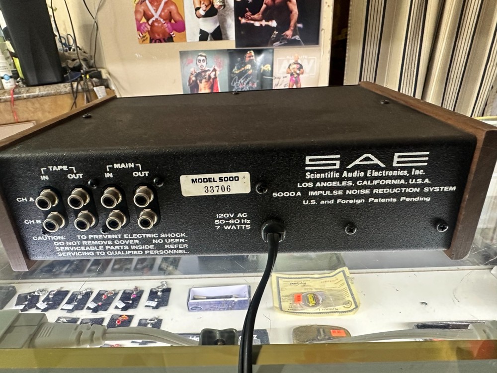 SAE Model 5000A Impulse Noise Reduction System; Tested Working