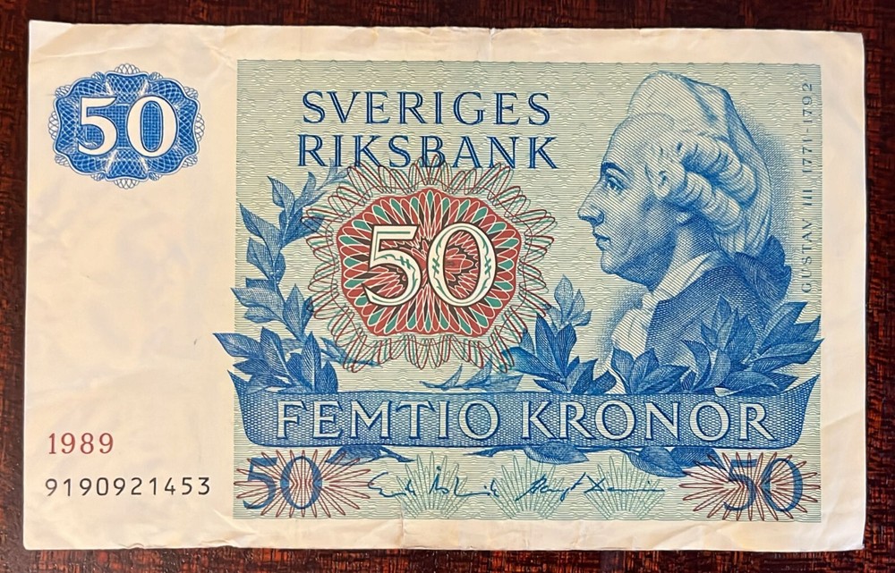 Sweden Ref D836 : 50 Swedish Kronor Banknotes