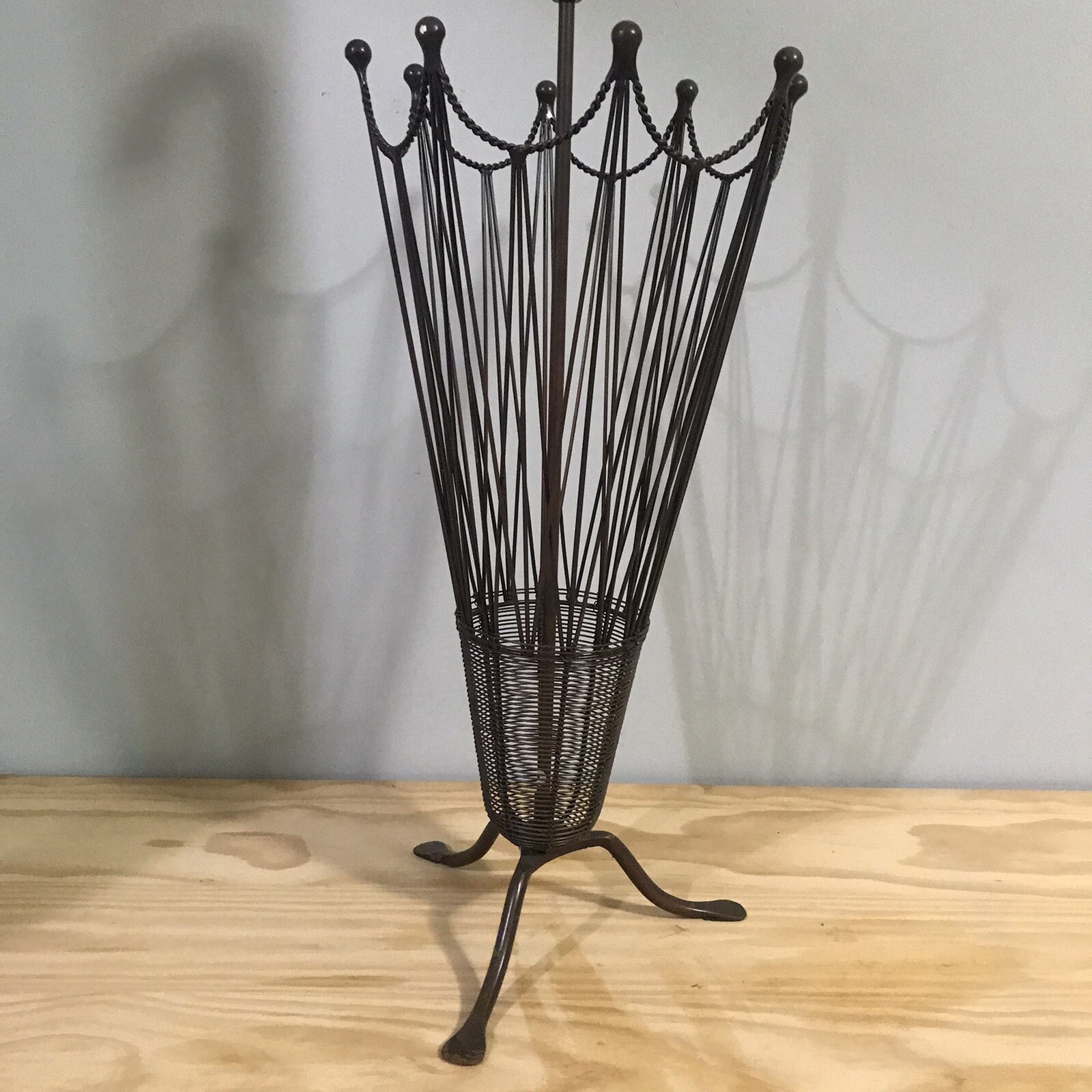 Umbrella Stand Umbrella Shaped Holder Metal wire wood handle 31” Pier 1